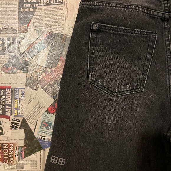 Size 26 ksubi jeans (never worn) - Picture 6 of 6